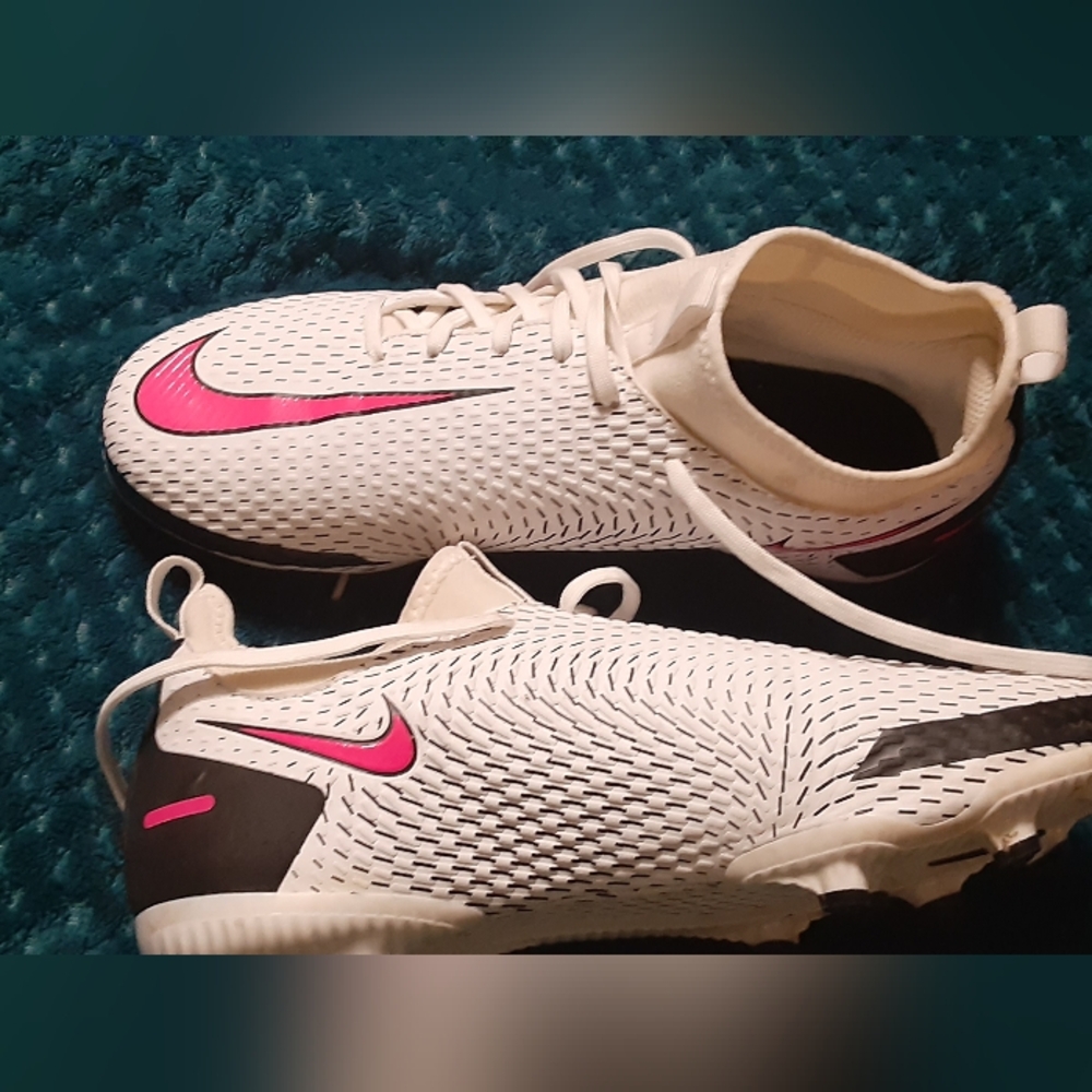 Nike Phantom GT CW6694-160 White Pink Black Boot style Cleats Size 6y - NO WEAR❗